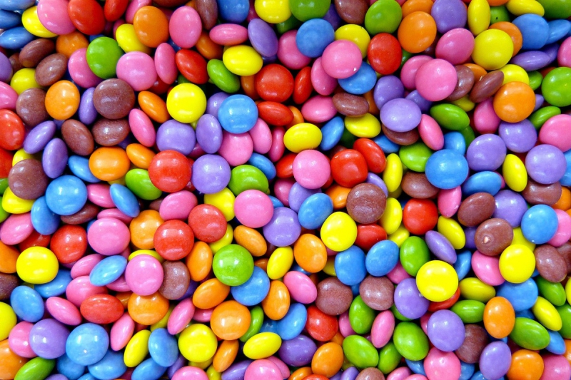 confiserie-RIANS-min_smarties_confectionery_lenses-1150911